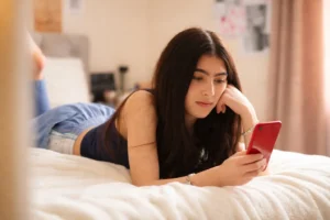 Instagram to Alert Parents About Self-Harm Searches: What It Means for Families